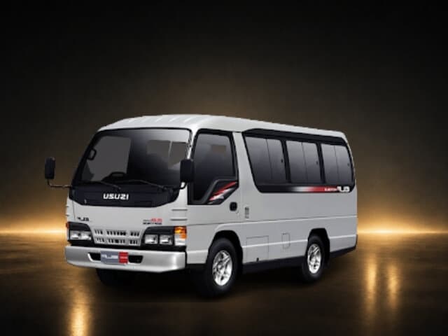 Isuzu Elf Short & Long untuk rental mobil Padang